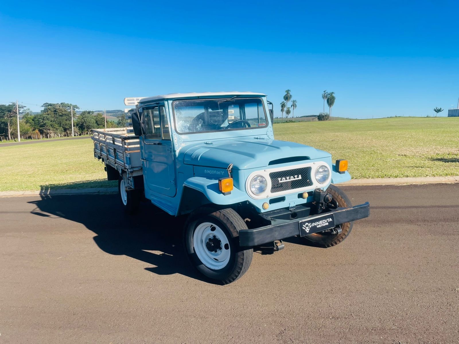 TOYOTA BANDEIRANTE 4x4 MOTOR DIESEL - ESTOQUE 03 - ITAÍ - SP